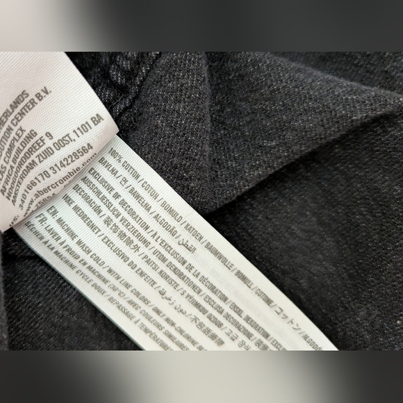 Hollister Black Button Up Long Sleeve Collared Denim Over Shirt Distressed XS - Picture 7 of 8